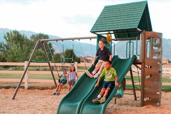 5 Reasons an Outdoor Playground Sets: A Worthy Investment for Your Family